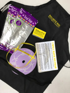 kit-w-apron-768x1024